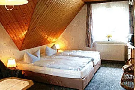 Froehlich Gæstehus 3*